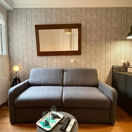 Apartment Elegant - 2 Guests - 2 Min Walk From Metro Paris